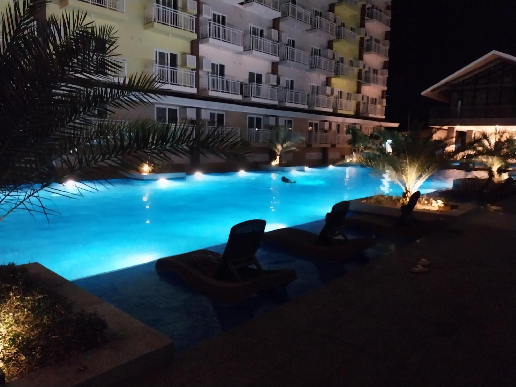 Stay And Fly At Amani Grand Resort Residences Lapu-Lapu City Eksteriør bilde