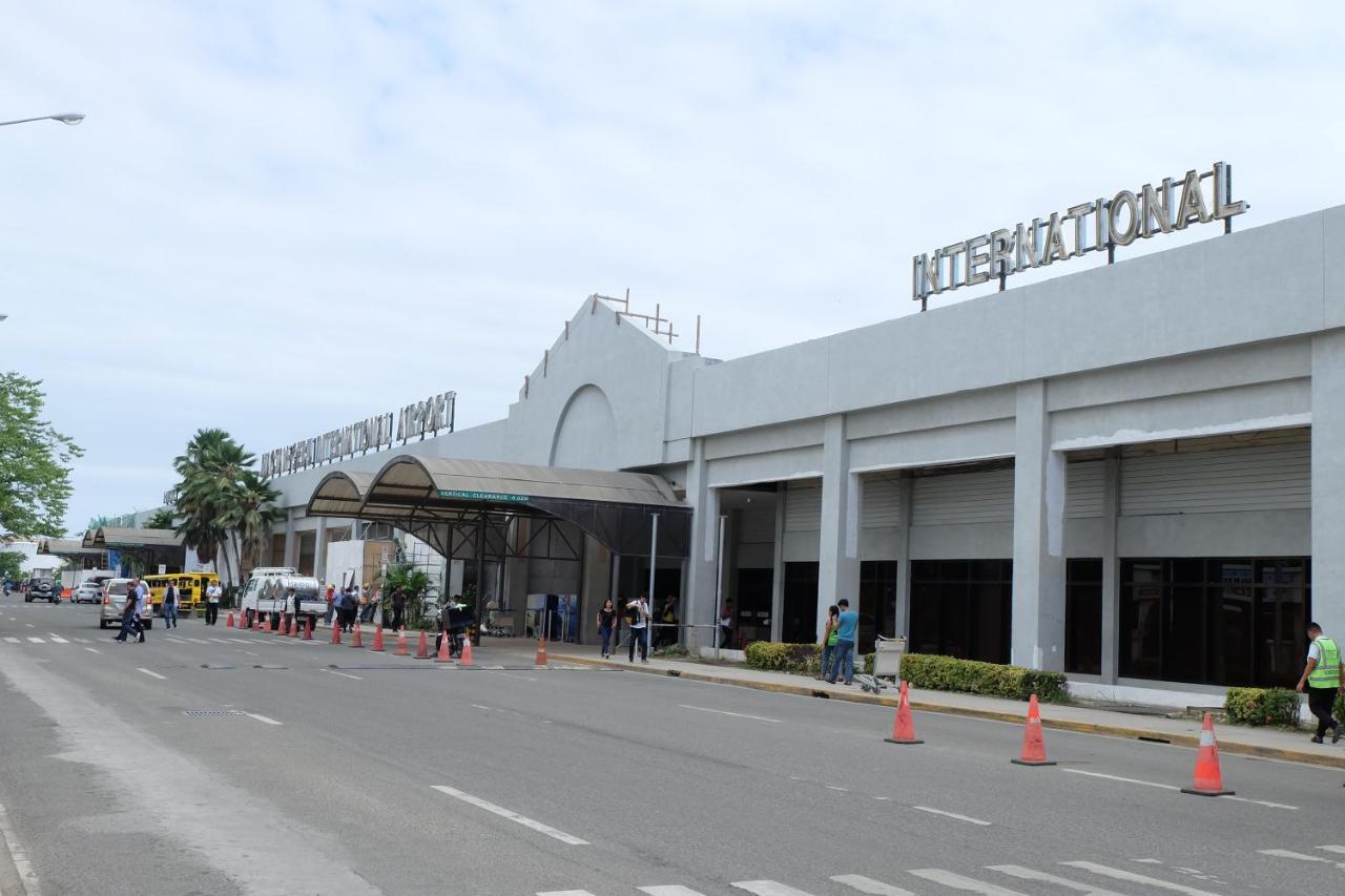 Stay And Fly At Amani Grand Resort Residences Lapu-Lapu City Eksteriør bilde